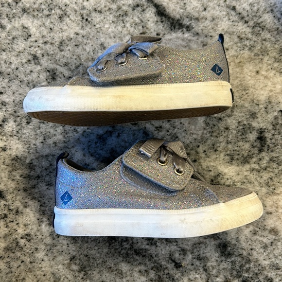 Silver sparkle Sperry Velcro sneakers. Toddler 6 - Picture 1 of 10